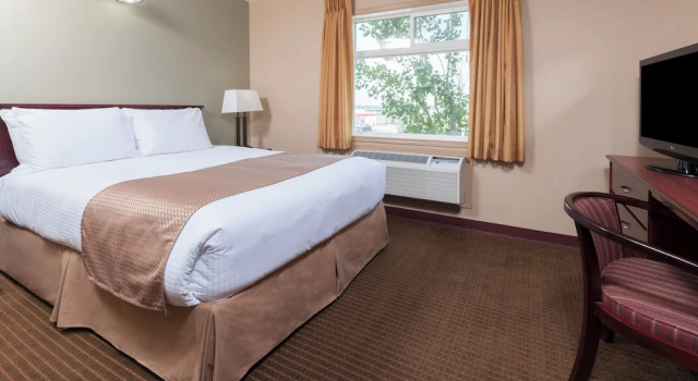 Двухместный люкс Super 8 by Wyndham Fort Saskatchewan