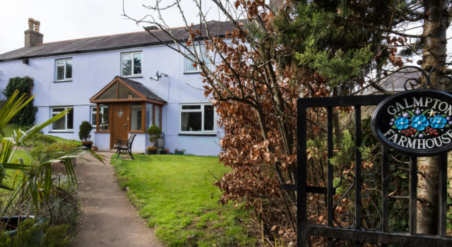 Holiday Home Dennis, Брондау Қонақ үй Бриксхем Devon