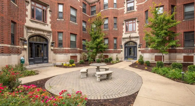 Spacious CWE 3BR near BJC by Zencity, Book Hotel Saint Louis Missouri