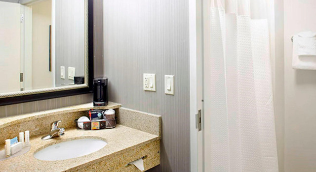 Двухместный номер Courtyard by Marriott Akron Stow