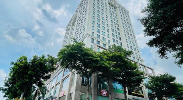 SECC Golden King Tower EmHouse, Забронировать Отель Отели Хошимина 3 звезды, рядом с Cresent Lake, 3*