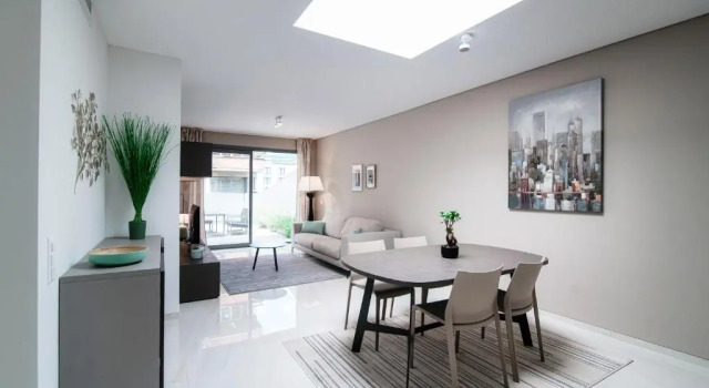 Апартаменты Superior Promenade Apartments