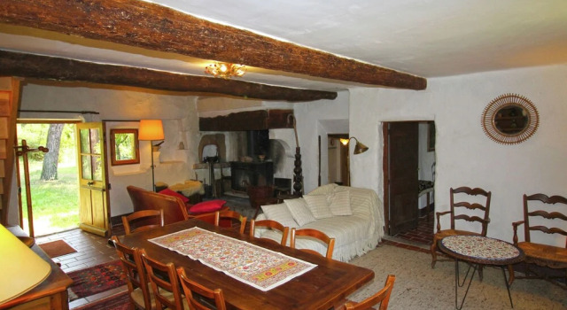 Characteristic Country House With Huge Natural Garden at 2 km From the Village Sauzet