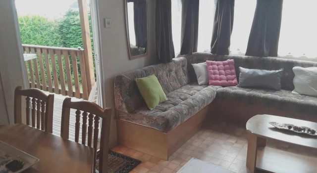 Bungalow With 2 Bedrooms in Pordic, With Enclosed Garden and Wifi, Book Hotel  