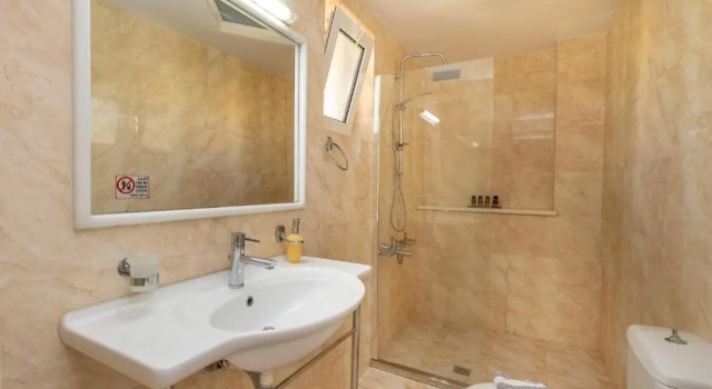 Апартаменты Sun Beach Apartments