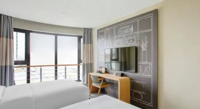 Семейный люкс Ibis Changzhi Wanda Plaza Hotel