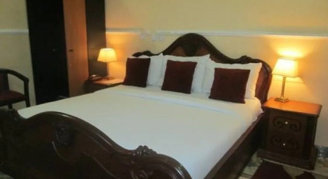 Ths Le Chateau Thelpim Hotels