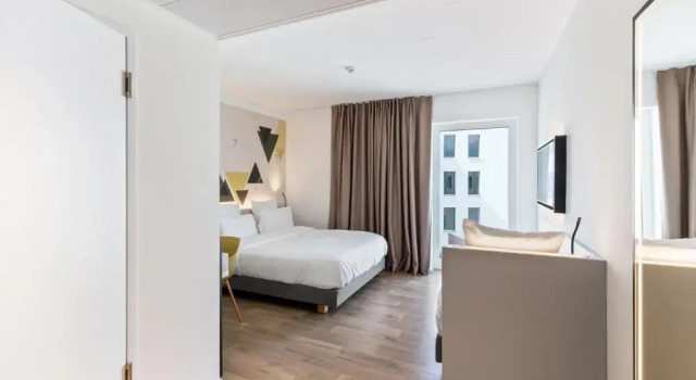 Трёхместный номер B&B HOTEL Oftringen