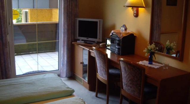 Hotel Pension Stadlhuber Aktivpark Kremsmünster, Book Hotel Kremsmuenster Upper Austria