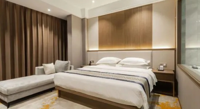 Двухместный люкс Mengzi Hongxiang Hotel