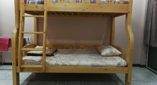 D-Toys Homestay, Varaa Hotelli Hotellit North-Eastern Thailand pysäköinnillä, Pysäköinti