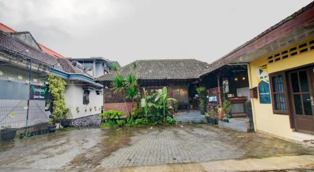 OYO 90240 Pandan Inn Guest House Batu