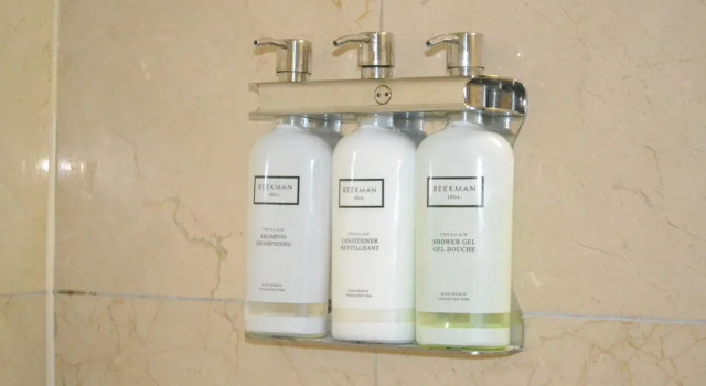 Четырёхместный номер Deluxe с балконом The Kensington Hotel