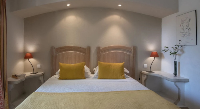 Двухместный номер Comfort Hotel Les Messugues