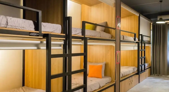 FAMS Hostel, Забронировать Хостел Хостелы Района 1, рядом с Дворец Независимости, Хостел