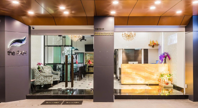 Люкс The FAH Silom Hotel