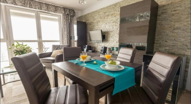 P&O Aleja Krakowska, Prenota Hotel Włochy 