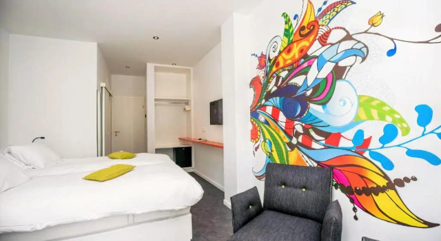Полулюкс Hotel LEsprit Sain