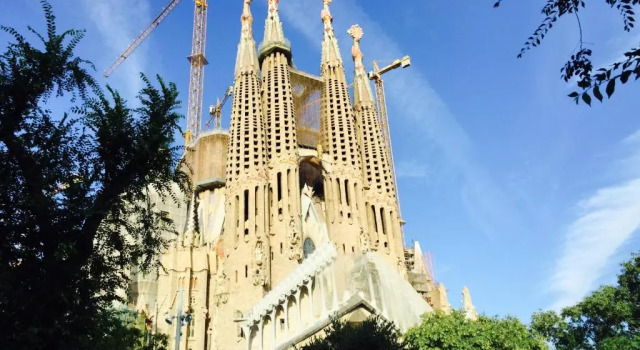 Апартаменты Apartment Bright Sagrada Familia