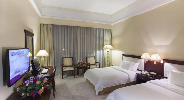 Yutong Hotel, Boek Hotel Hotels in Guangdong met parkeren, Parkeren
