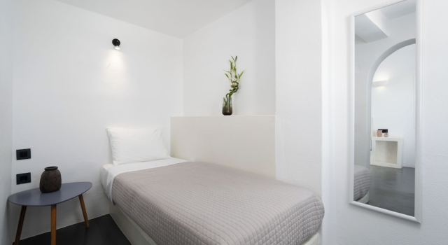 Elios Cave Suites