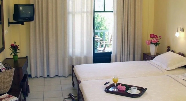 Giannikos Hotel, Book Hotel Paliouri 