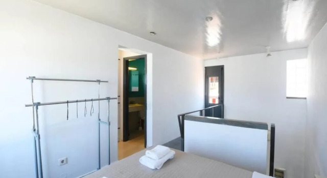 Sunshine Apt- Unique Holidays by the Sea, Забронировать Отель Отели Коккини-Хани с парковкой, Парковка