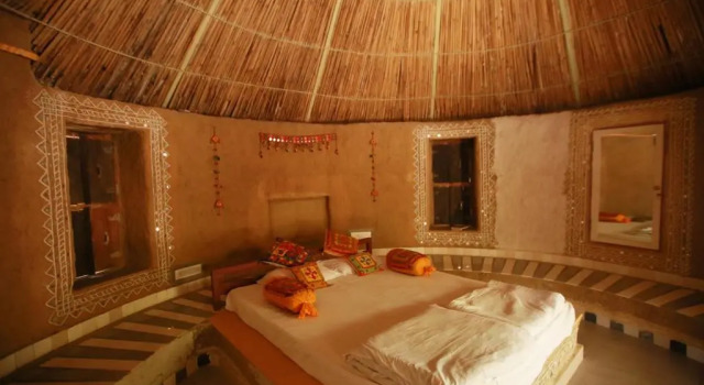 Amrut Bagh resort, Boek Resort Hotels in Gujarat met parkeren, Parkeren