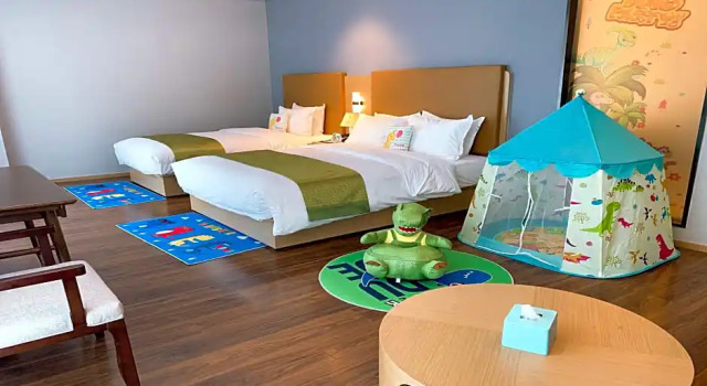 Трёхместный номер Standard Holiday Inn Express Changzhou Xinbei by IHG