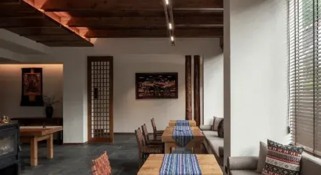 Yanlan Xue Xiu · Snow - domain Secret - land Homestay (Siguniang Mountain Scenic Area Store), Varaa Hotelli Hotellit Sichuan pysäköinnillä, Pysäköinti