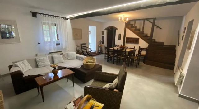 Secret Garden House - Private garden with pool, Забронировать Отель Отели периферии Ионических островов с бассейном, Бассейн
