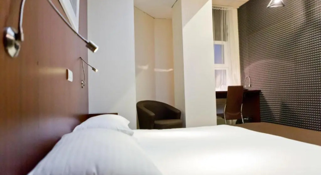 Двухместный номер Deluxe City Mini Hotel