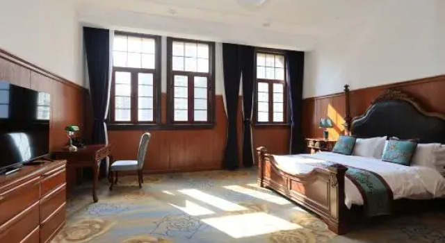 Люкс Deluxe Qingdao No.22 Hotel