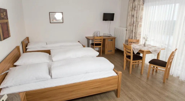 Трёхместный номер Standard Hotel Landgasthof Hohenauer Hof