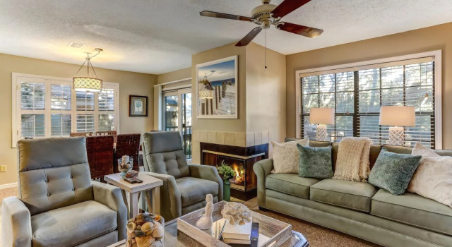 409-sailmaker, Забронировать Апартаменты/квартира Амилия Jacksonville Coast, рядом с Магазины Palmetto Walk