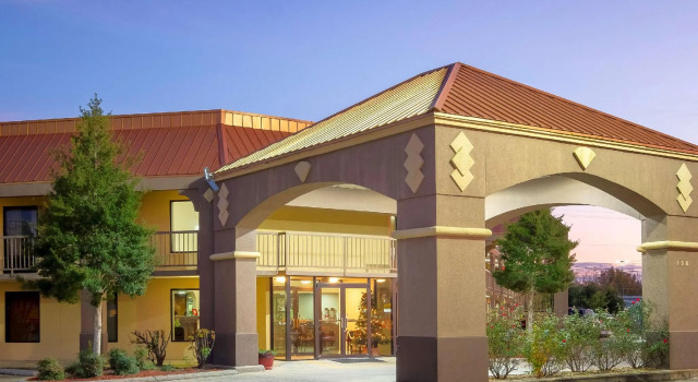 Red Roof Inn & Suites Oxford