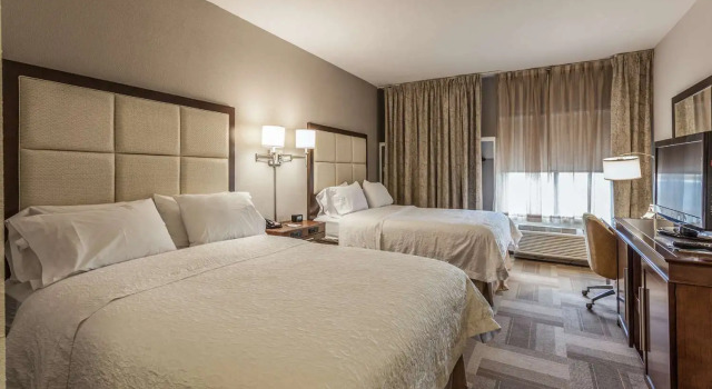 Четырёхместный номер Standard Hampton Inn Colorado Springs-Airport
