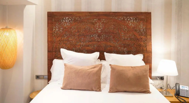 Номер Standard Serennia Fira Gran Via Exclusive Rooms