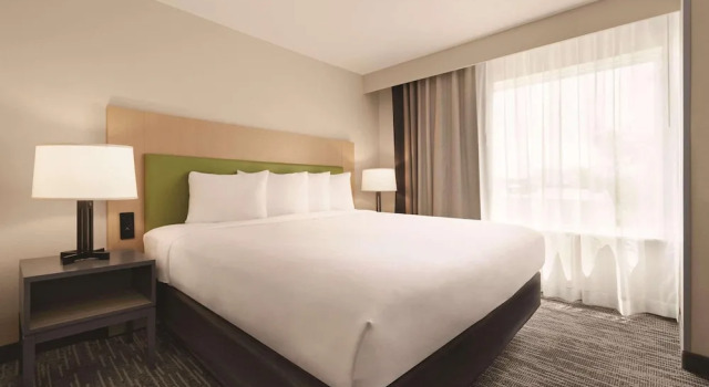 Двухместный номер Country Inn & Suites by Radisson, Savannah Midtown, GA