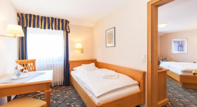 Номер Comfort Landgasthof Hotel Hirsch