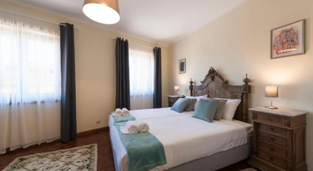 LovelyStay - Heritage Collection House with 4Bedrooms, Rezervasyon Otel Lordelo do Ouro e Massarelos 