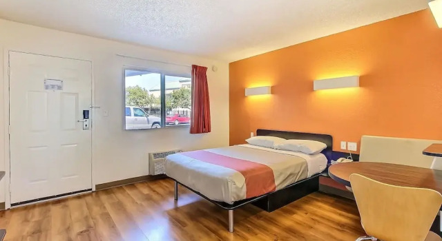 Номер Standard Motel 6-Campbell, CA - San Jose