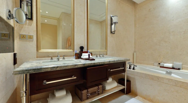 Люкс c 1 комнатой с балконом и с видом на поле для гольфа The Ritz-Carlton, Haikou