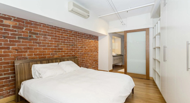Upscale Polished King Street Suite, Забронировать Отель Отели Перта 4 звезды, рядом с Стадион RAC Arena, 4*