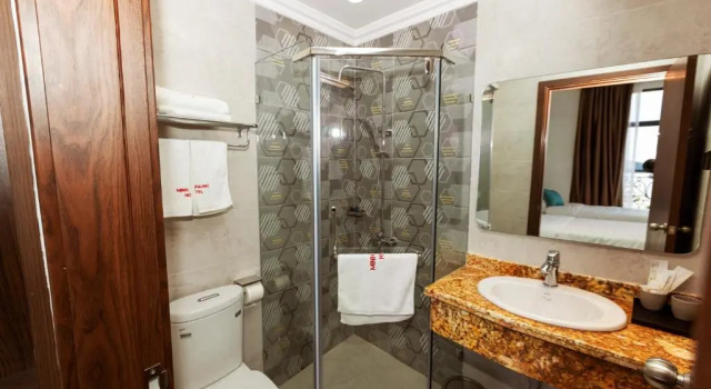 Номер Deluxe Minh Phong Hotel Ha Long