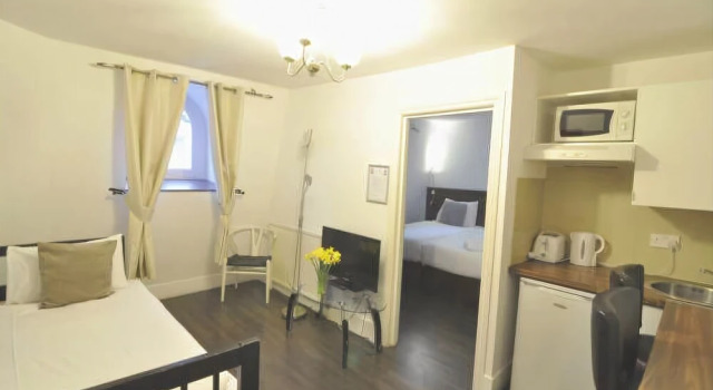 St.George's Apartments, Varaa Huoneisto Hotellit Suur-Lontoo pysäköinnillä, Pysäköinti