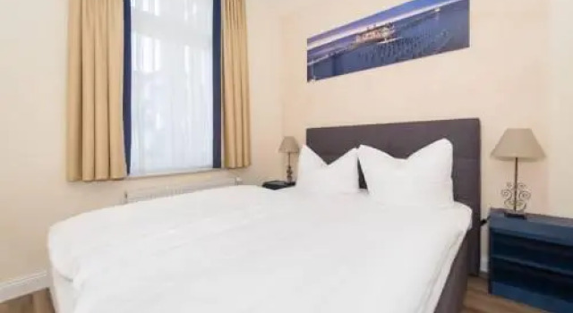 Hotel Villa Waldfrieden, Забронировать Отель Остзебад-Зеллин Рюген