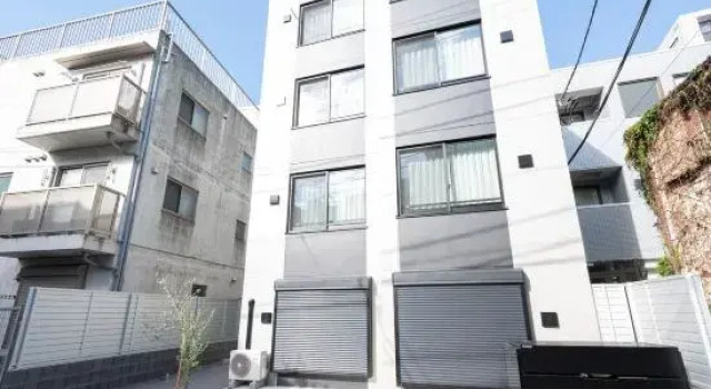 FL Residence Jingu Gyoen IV