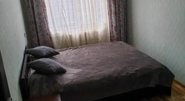Квартира на Дзержинке, Book Lejlighed Krivoy Rog Dnipropetrovsk Region