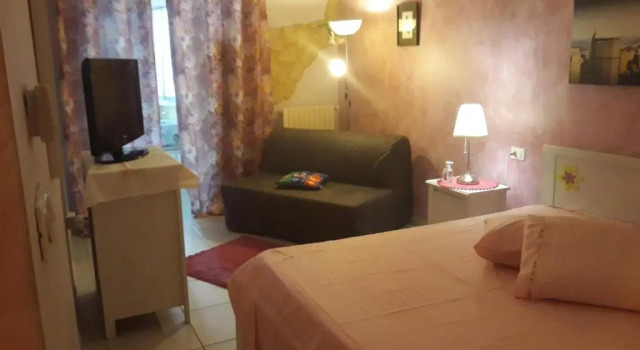 Студия Suites Florence